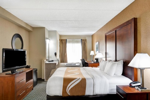 Quality Inn & Suites Heritage Park image 15