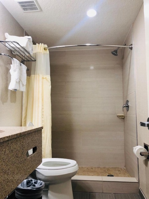 Quality Inn & Suites Heritage Park image 18