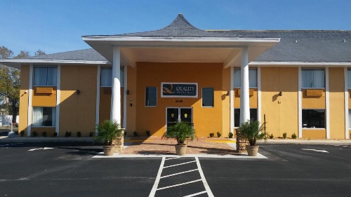 Quality Inn & Suites Heritage Park image 7